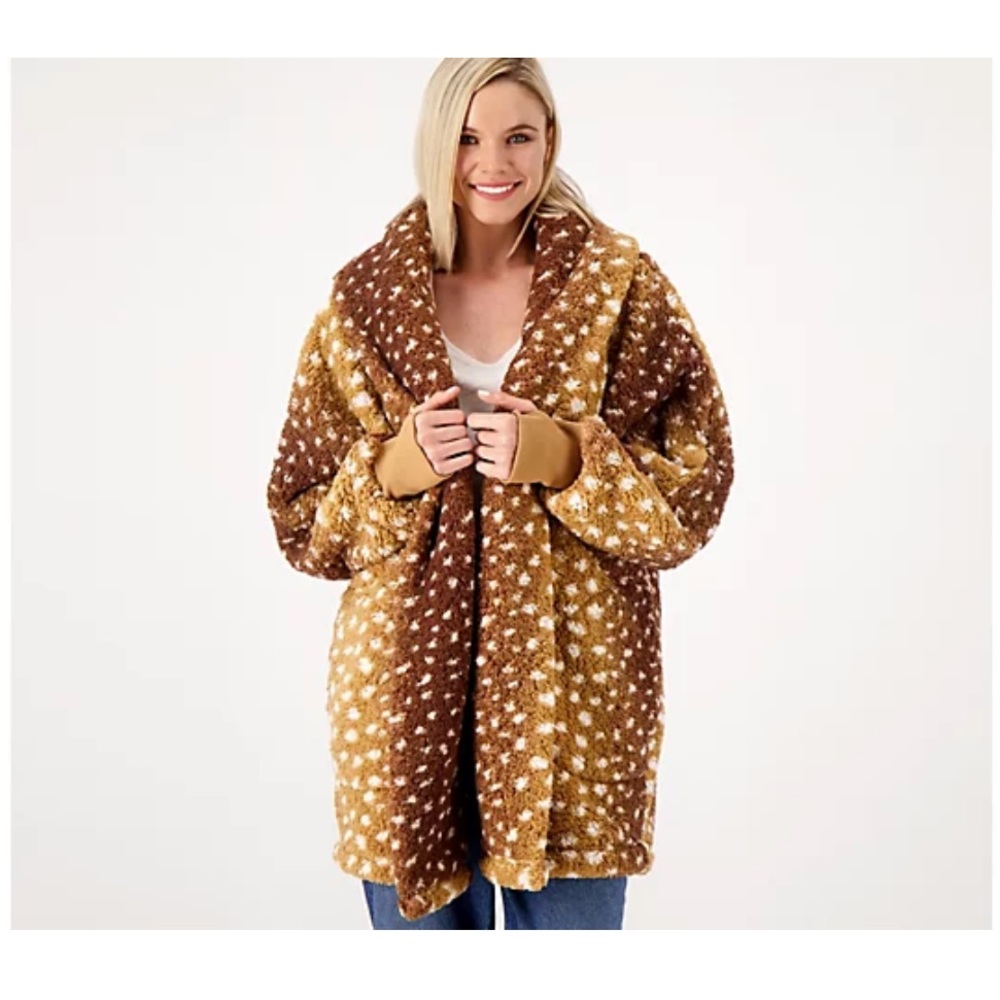 BumbleBella by Jill Martin Sherpa Shawl Collar Button Lounger in Caramel Snwlprd